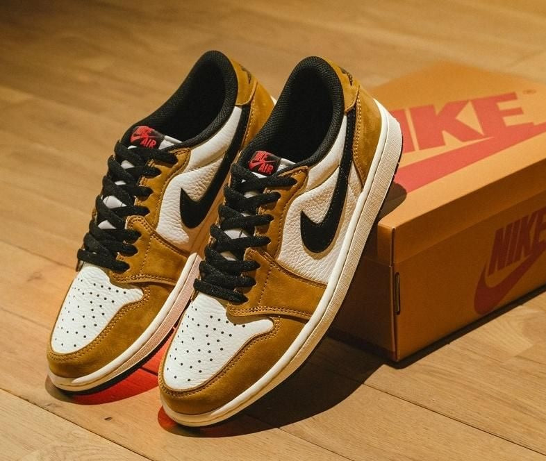 Air Jordan 1 Low OG Rookie